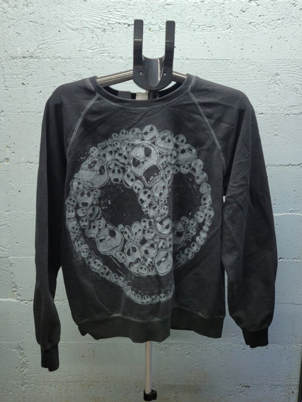Night Before Christmas Graphic Sweater Size Medium